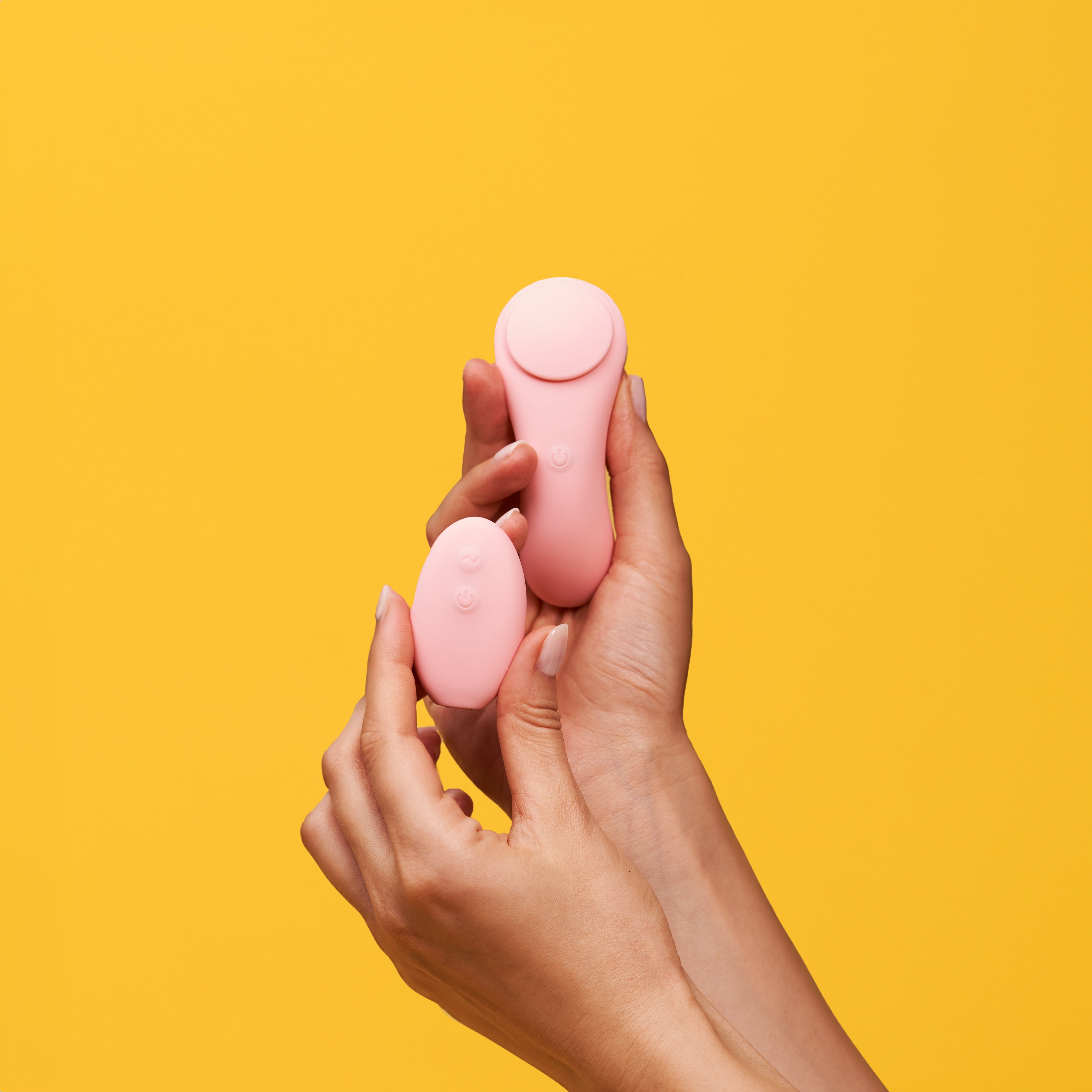 Pixie リモートコントロール パンティバイブレーター — 正面